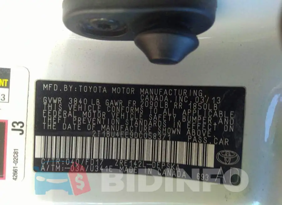 2T1BU4EE9DC058371 Photo# 9