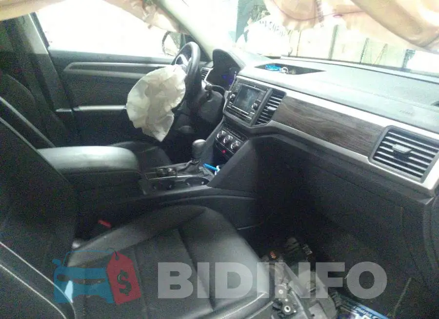1V2LP2CA7PC517764 Photo# 5