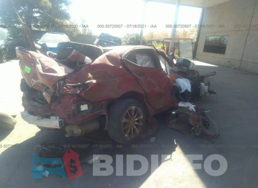 19UUB1F53HA007990 Photo# 4