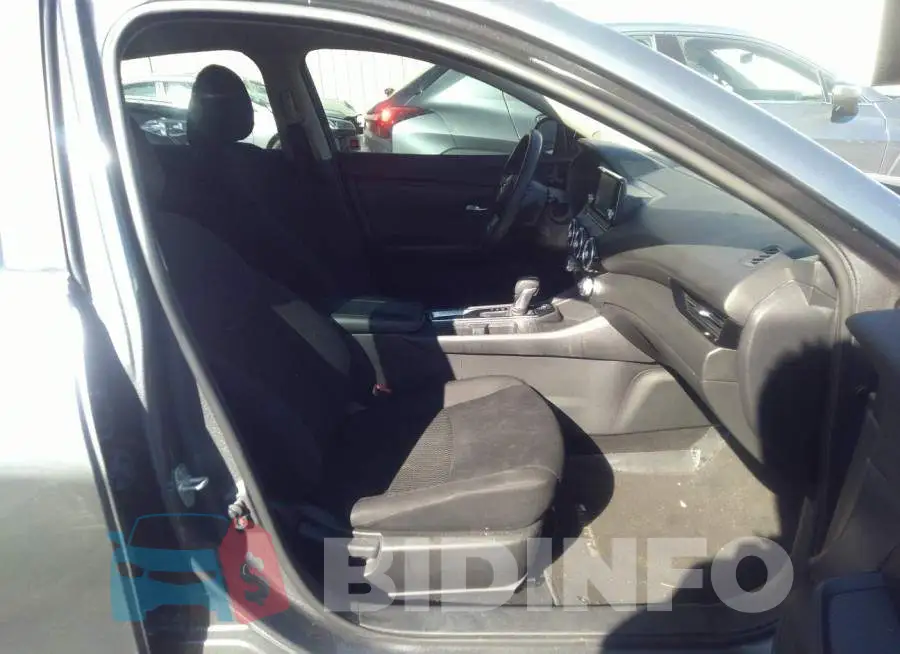 3N1AB8BV3LY268558 Photo# 5