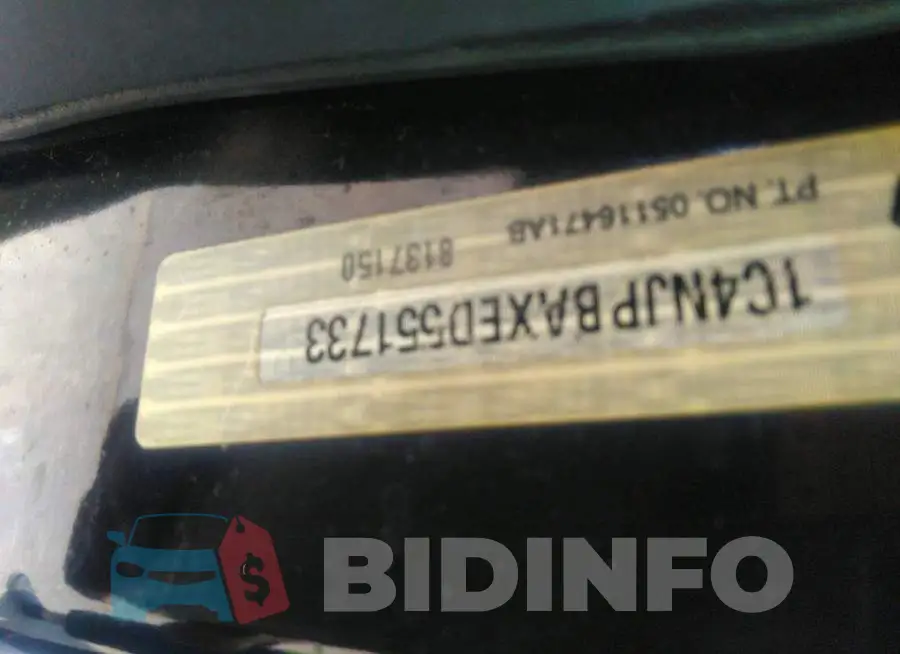 1C4NJPBAXED551733 Photo# 9