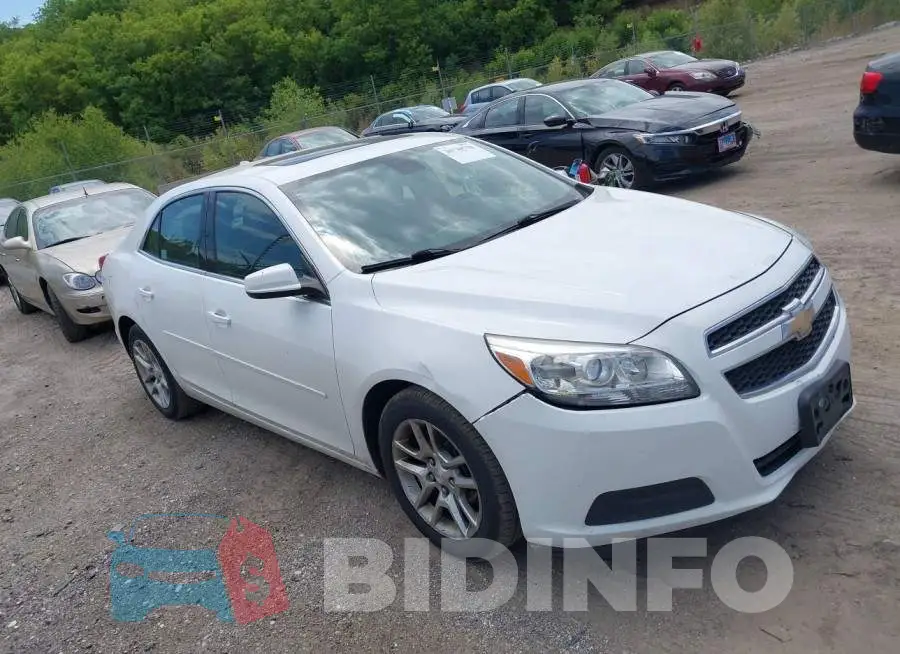 1G11D5SRXDF163770 Photo# 1