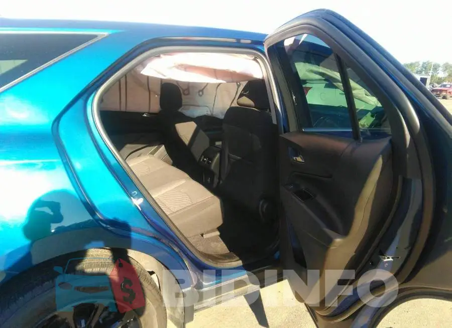 2GNAXTEVXL6220643 Photo# 8