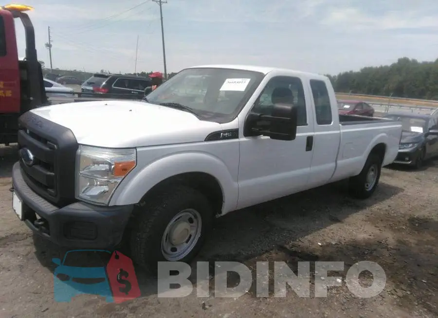 1FT7X2A63FEA82696 Photo# 2