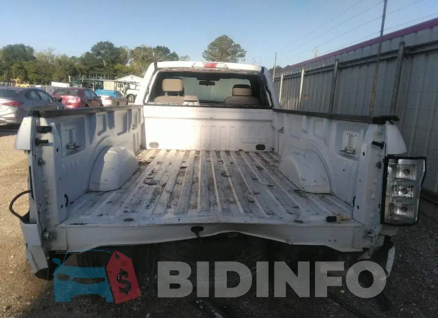 1FTMF1CB3JKD40865 Photo# 8