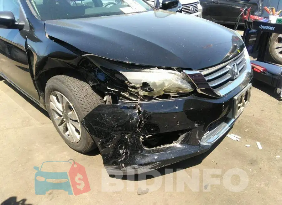 1HGCR2F34EA255611 Photo# 6
