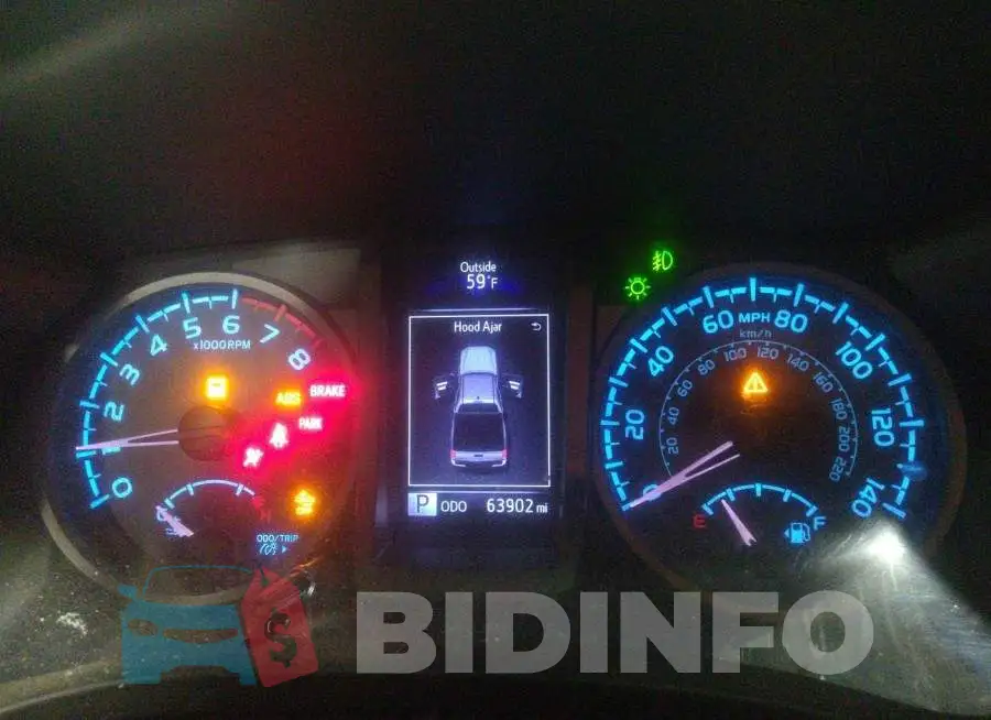 3TMCZ5AN0KM206512 Photo# 7