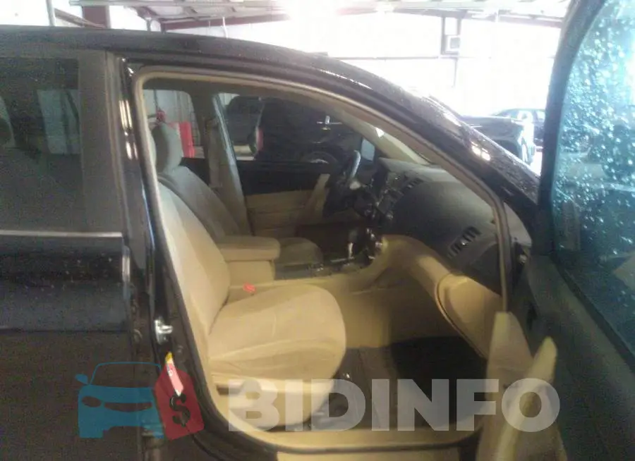 5TDZA3EH1DS046587 Photo# 5