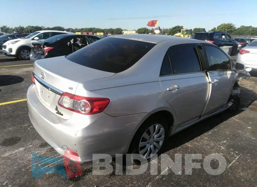 5YFBU4EE8DP146148 Photo# 4