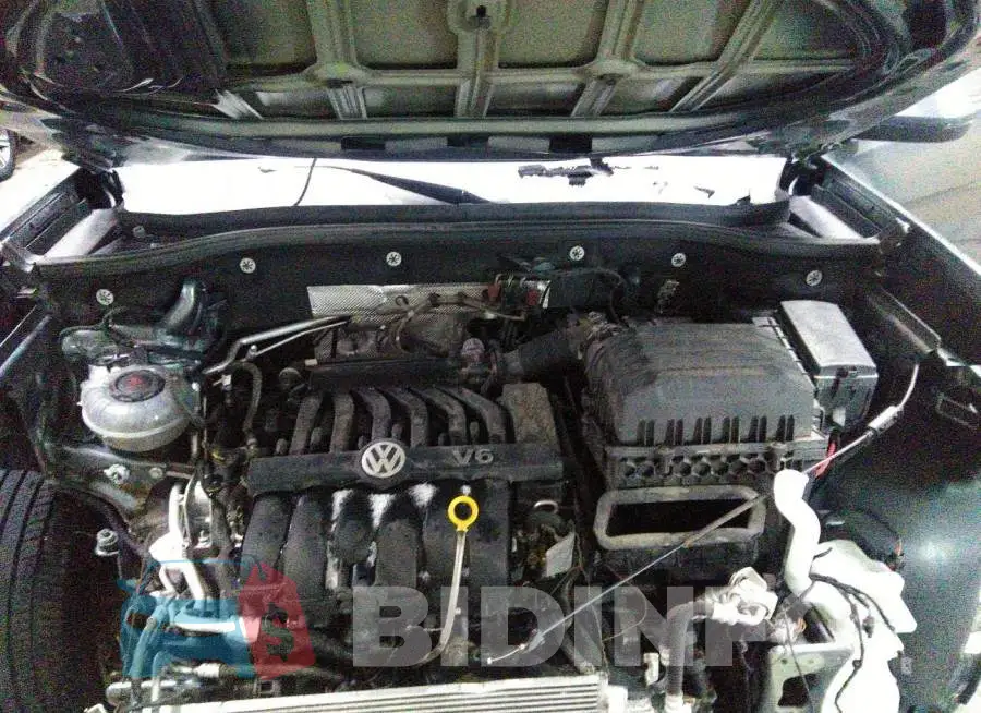 1V26E2CA8LC210035 Photo# 10