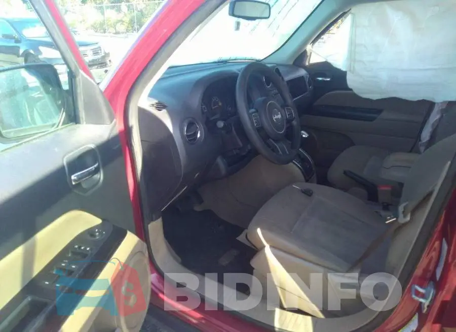 1C4NJPBB4GD575201 Photo# 5