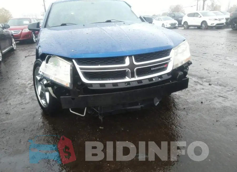 1C3CDZAB7DN621982 Photo# 6