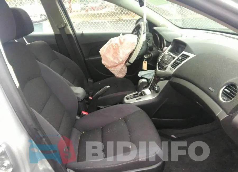1G1PC5SB4E7477443 Photo# 5