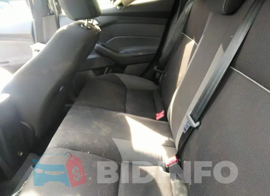 1FADP3F27DL235111 Photo# 8