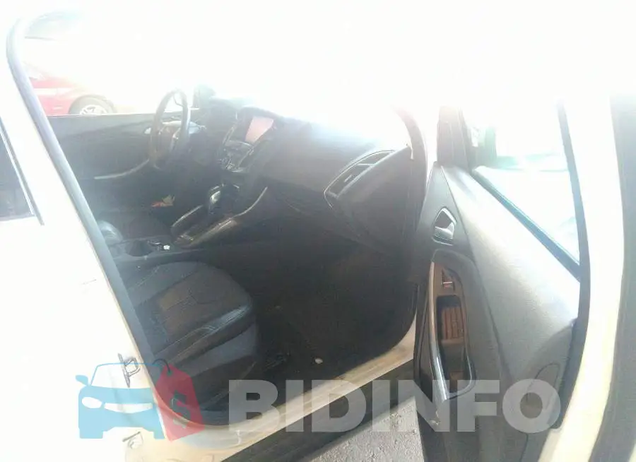 1FADP3J21DL241798 Photo# 5