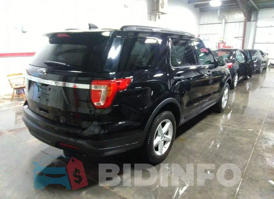 1FM5K7B80JGB77647 Photo# 4