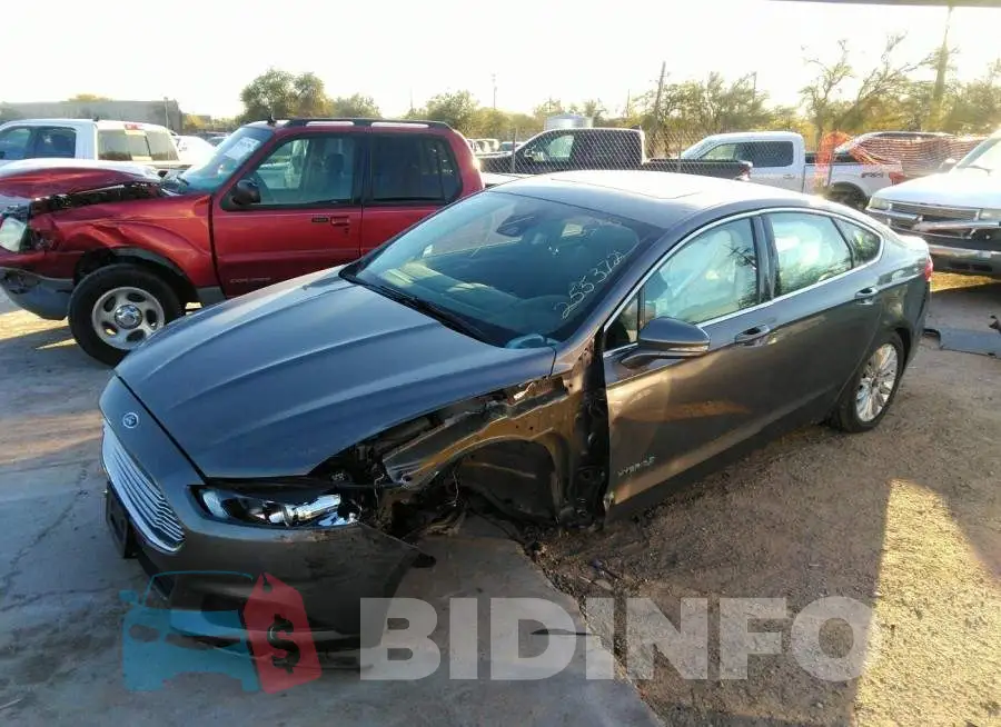 3FA6P0LU3ER255372 Photo# 2