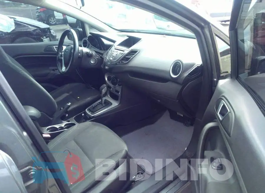 3FADP4EJ8GM110913 Photo# 5