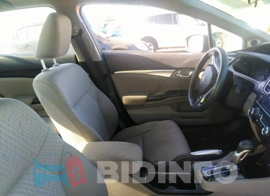 19XFB2F84FE010186 Photo# 5