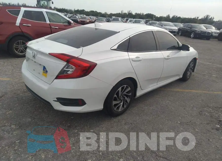 19XFC2F76HE033170 Photo# 4