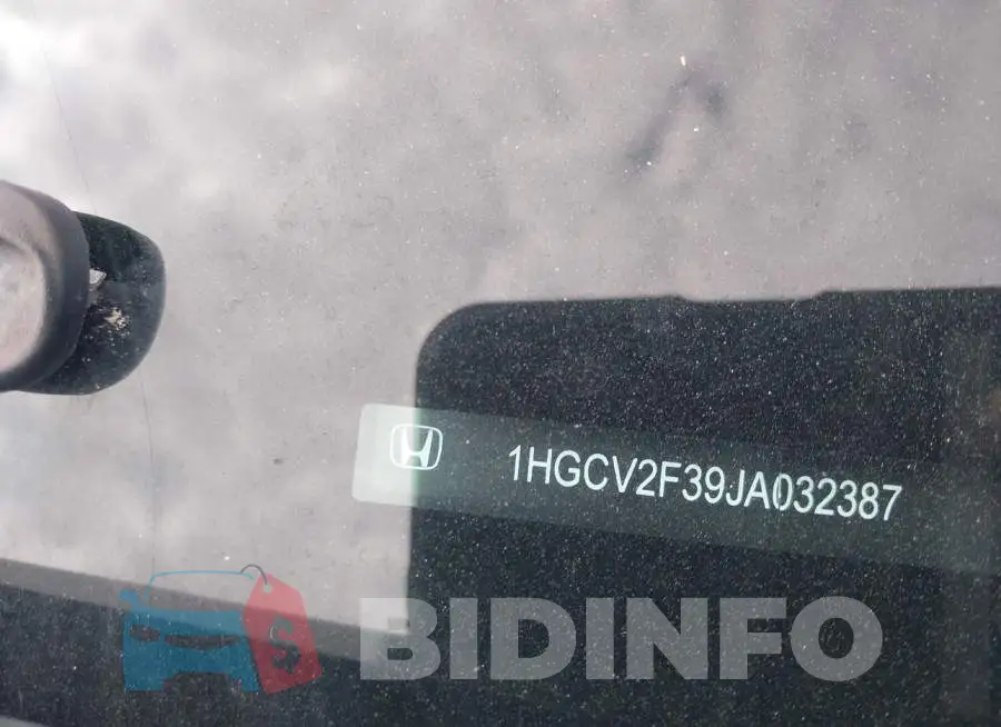 1HGCV2F39JA032387 Photo# 9