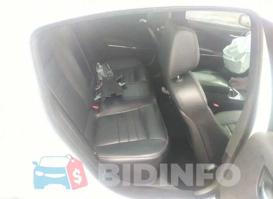 2C3CDXJG4EH166390 Photo# 8