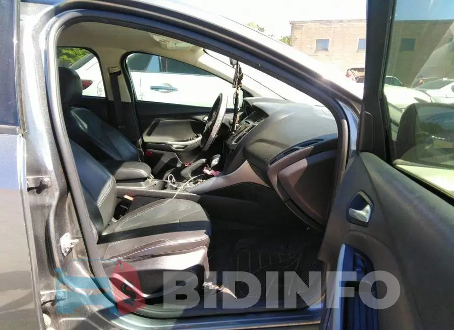 1FADP3F29EL331128 Photo# 5