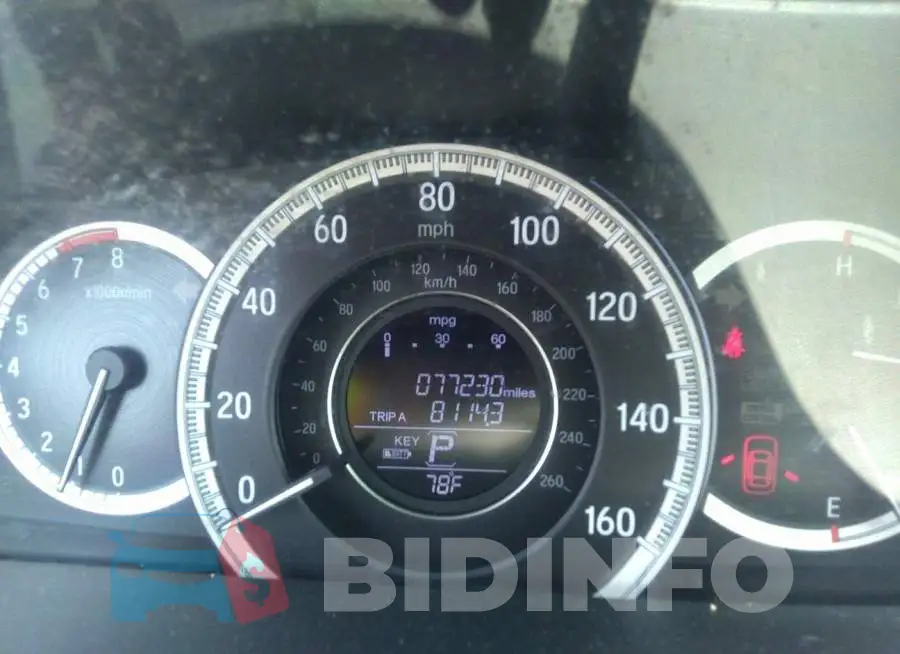 1HGCR2F8XGA228721 Photo# 7