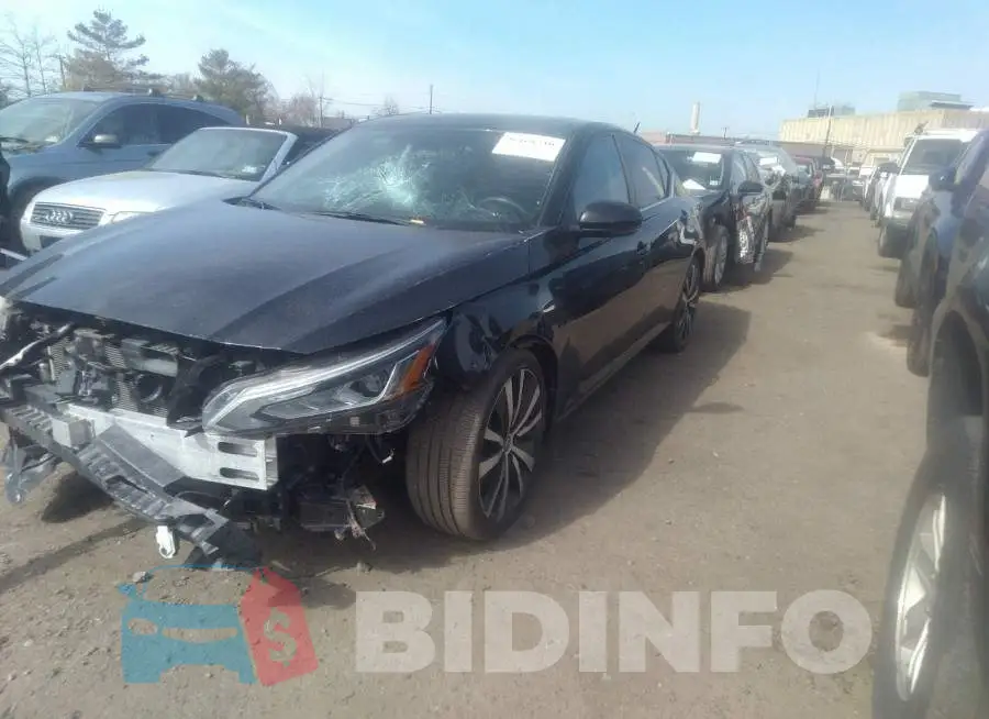 1N4BL4CV1KC250868 Photo# 2