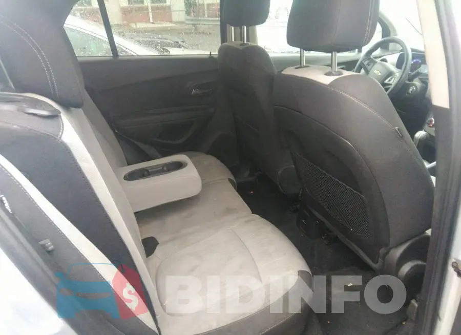 3GNCJLSB2GL259250 Photo# 8