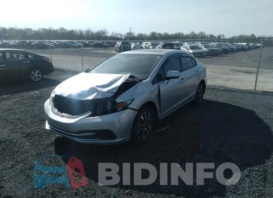 19XFB2F87FE008643 Photo# 2
