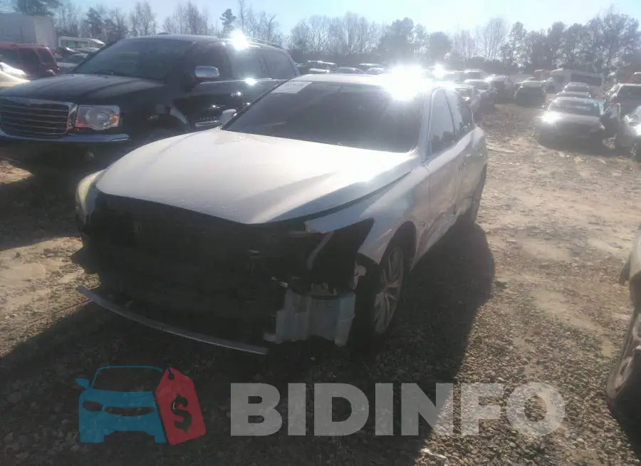 JN1BV7AP1FM332466 Photo# 2