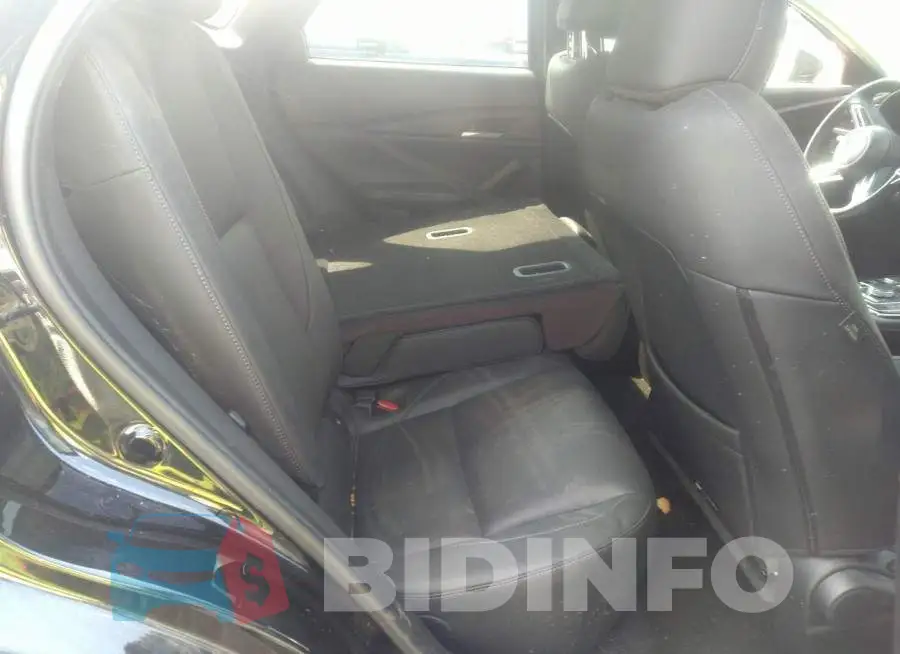 3MVDMBCL2MM251174 Photo# 8