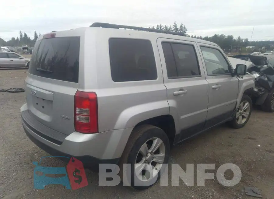 1C4NJRFB6DD101607 Photo# 4