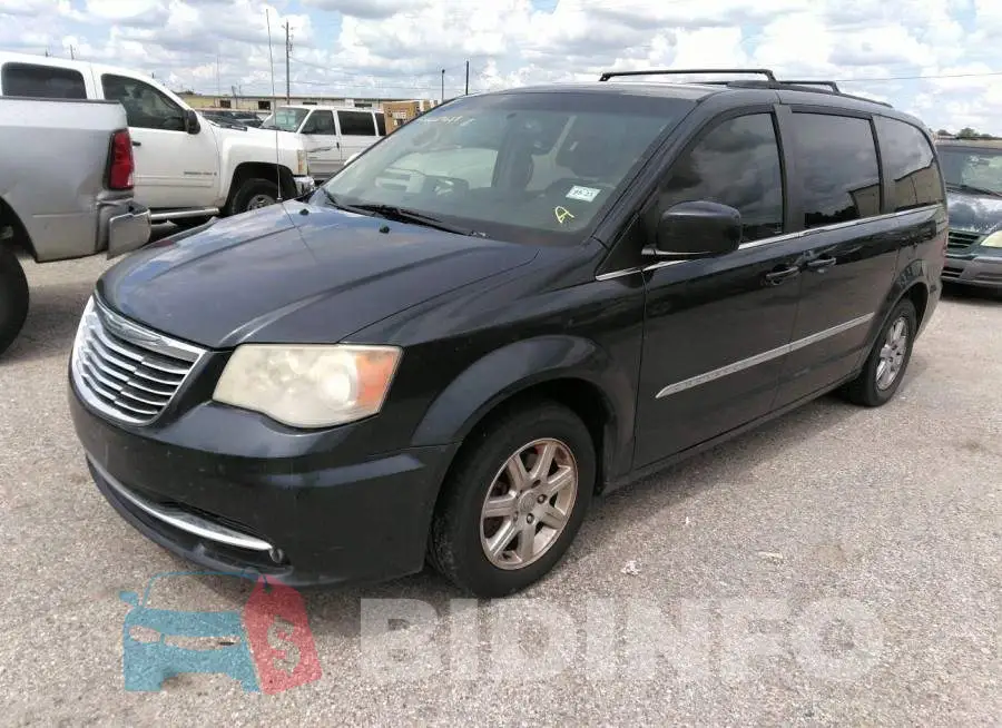 2C4RC1BG2DR656324 Photo# 2