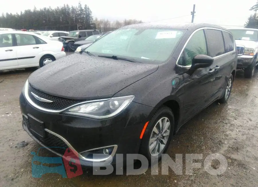 2C4RC1H74LR270607 Photo# 2