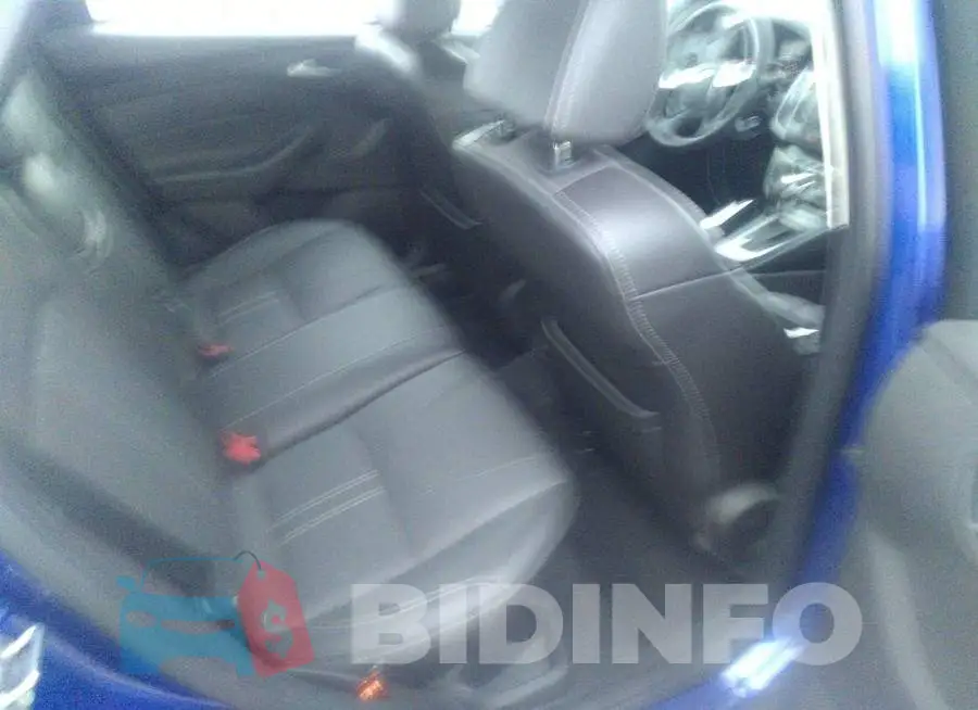 1FADP3F2XDL176989 Photo# 8