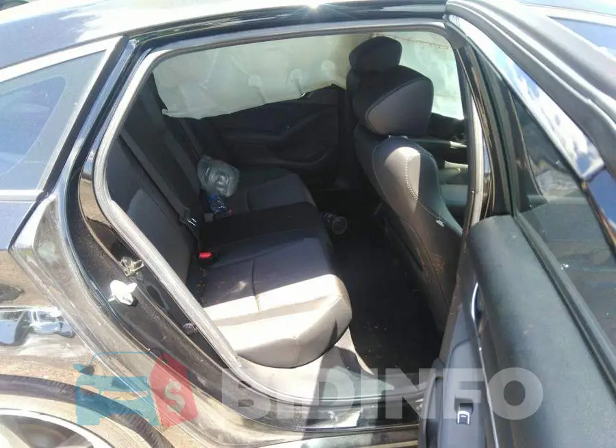 1HGCV1F33LA157933 Photo# 8