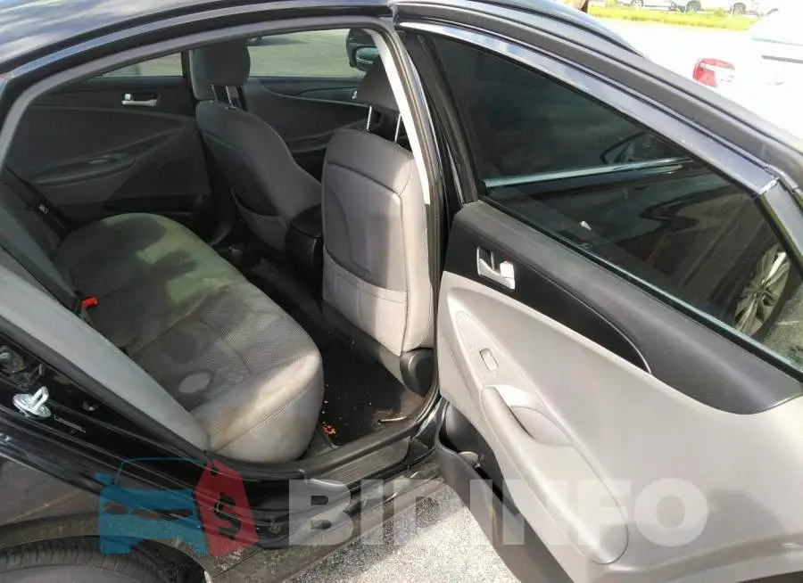5NPEB4ACXDH709835 Photo# 8