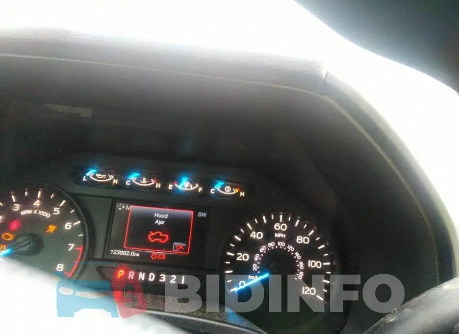 1FTMF1C84HKD05282 Photo# 7
