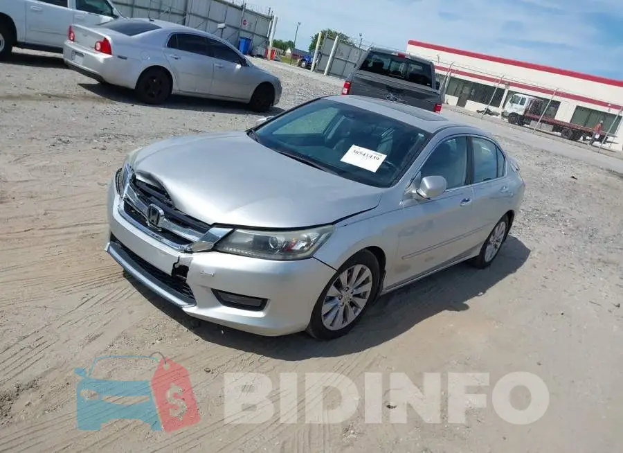 1HGCR2F8XEA293517 Photo# 2