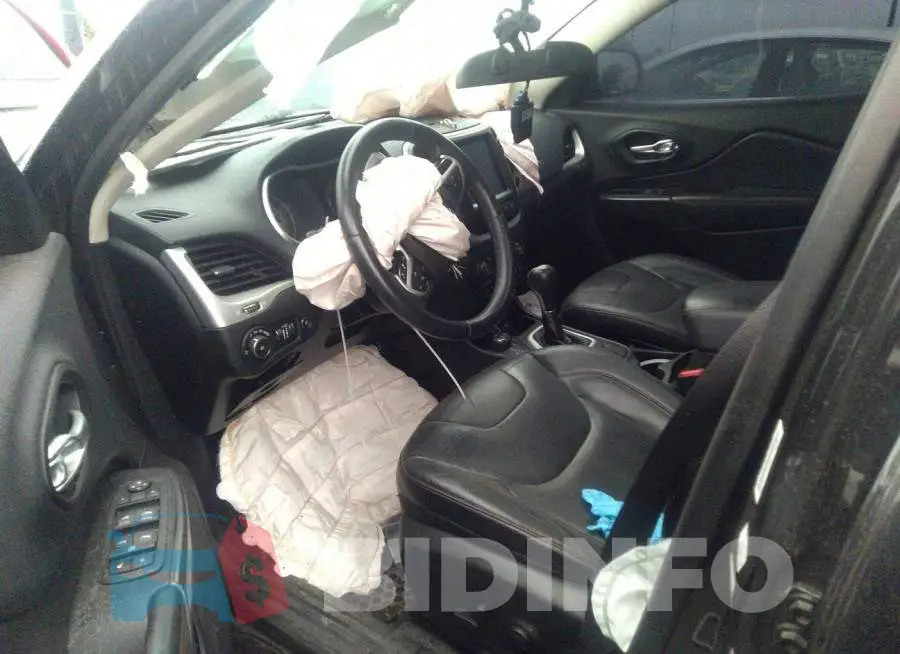 1C4PJMBS8EW189213 Photo# 5