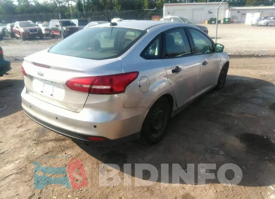 1FADP3E27GL298635 Photo# 4