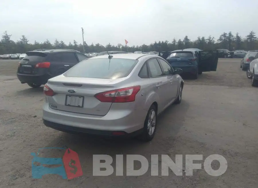 1FADP3F20EL408937 Photo# 4