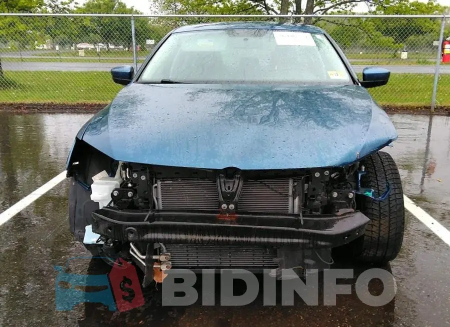 3VW2B7AJ4HM227510 Photo# 6