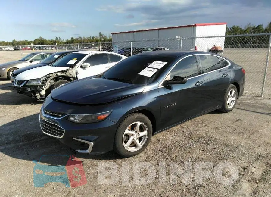 1G1ZB5ST0HF105287 Photo# 2
