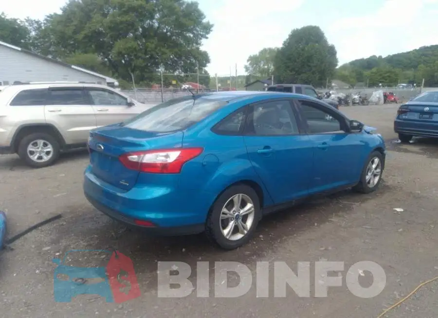 1FADP3F22EL205547 Photo# 4