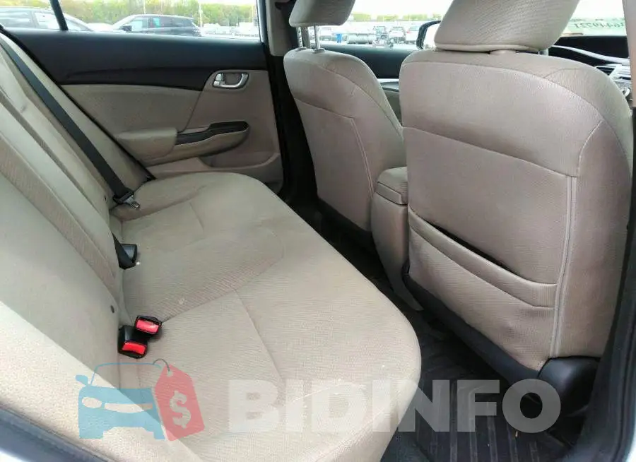 19XFB2F84DE048529 Photo# 8