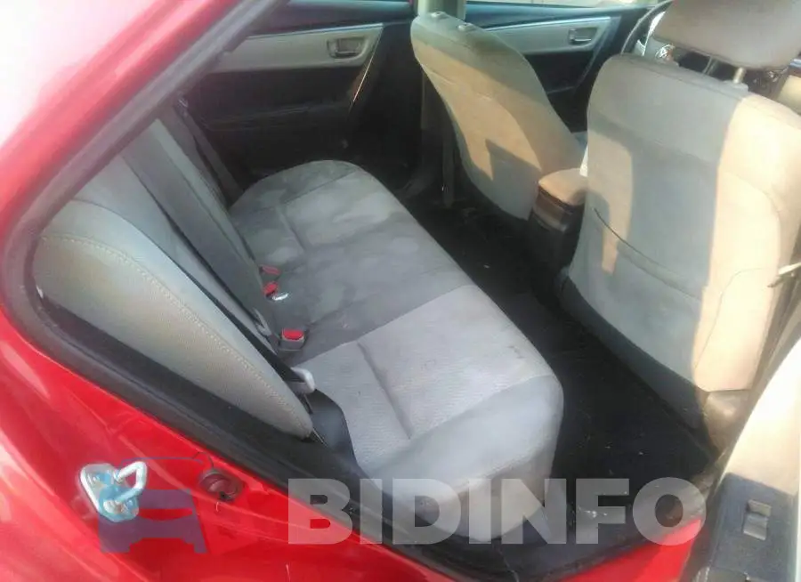 2T1BURHE4FC281221 Photo# 8