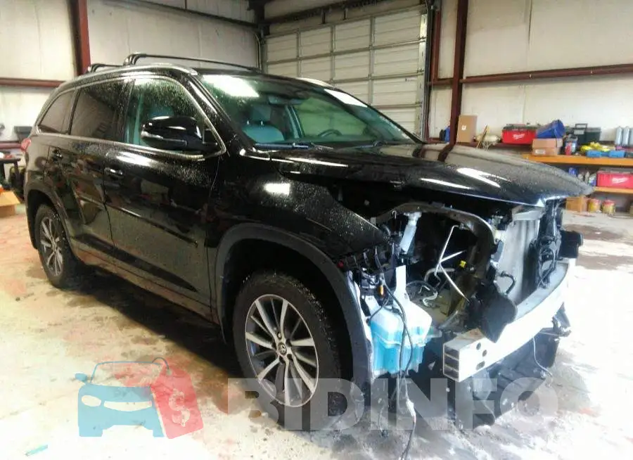 5TDJZRFH7JS812244 Photo# 1